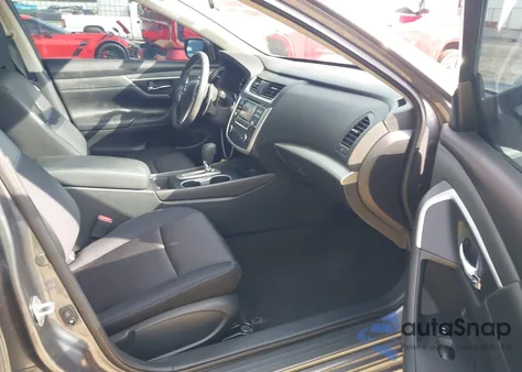 2017 Nissan Altima 2.5 Sr из США, поврежденный, VIN 1N4AL3AP5HC148136